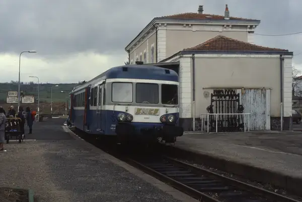Monte Escalier 43 Monte escalier Mazeyrat-d'Allier